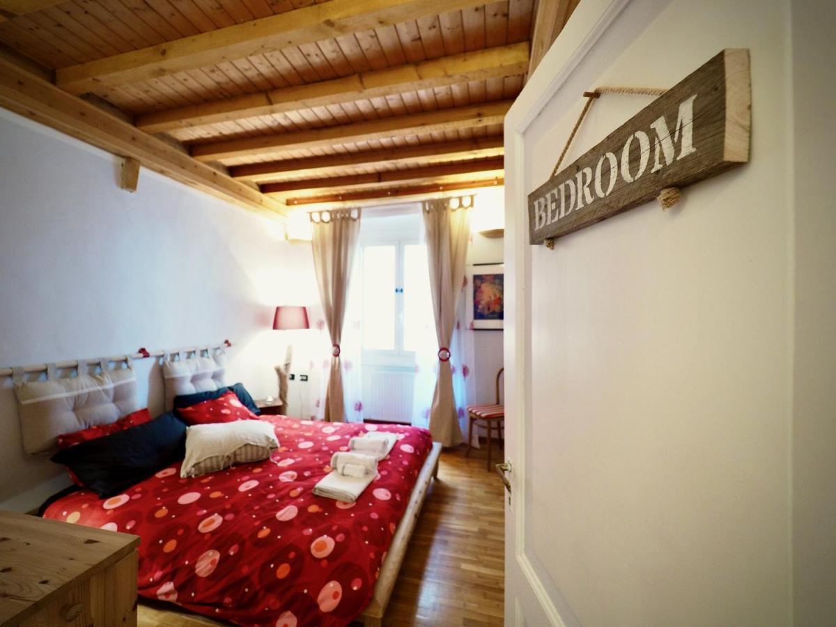 Dimora Della Galera Apartment Genoa Bagian luar foto